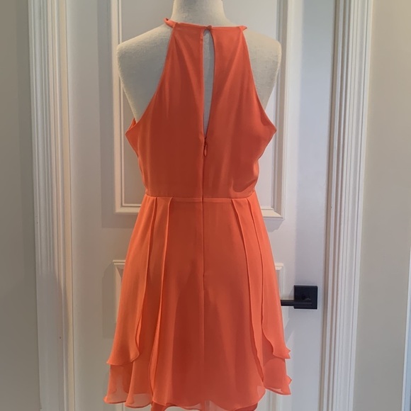 Coral Bebe dress keyhole cutout tulip skirt. - Picture 4 of 4